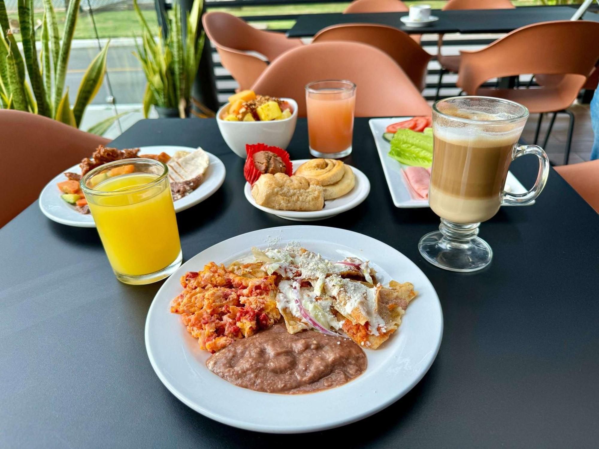 Ibis Mérida Kültér fotó