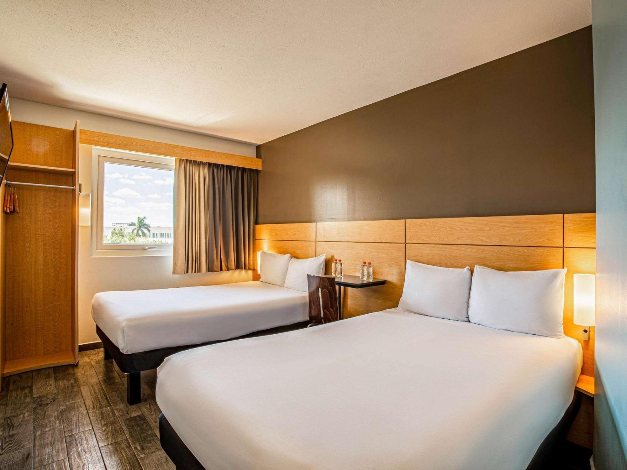 Ibis Mérida Kültér fotó