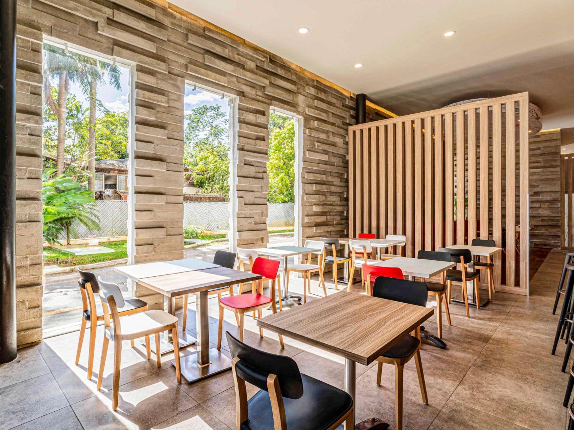 Ibis Mérida Kültér fotó
